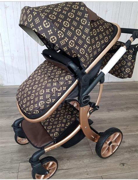 carrinho de bebê louis vuitton|Louis Vuitton baby.